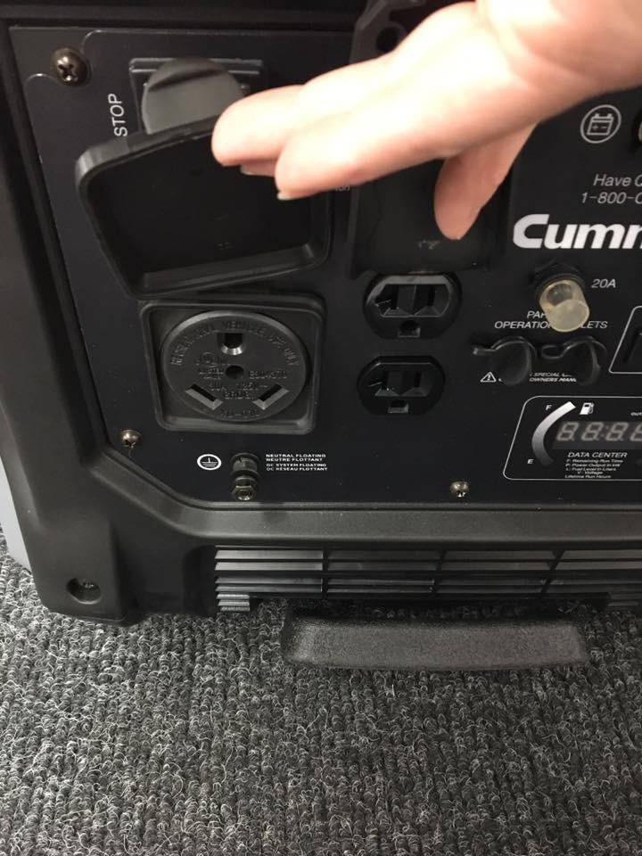 Cummins Onan P4500i 3700W/4500W Remote Start Portable Gas Inverter Generator New