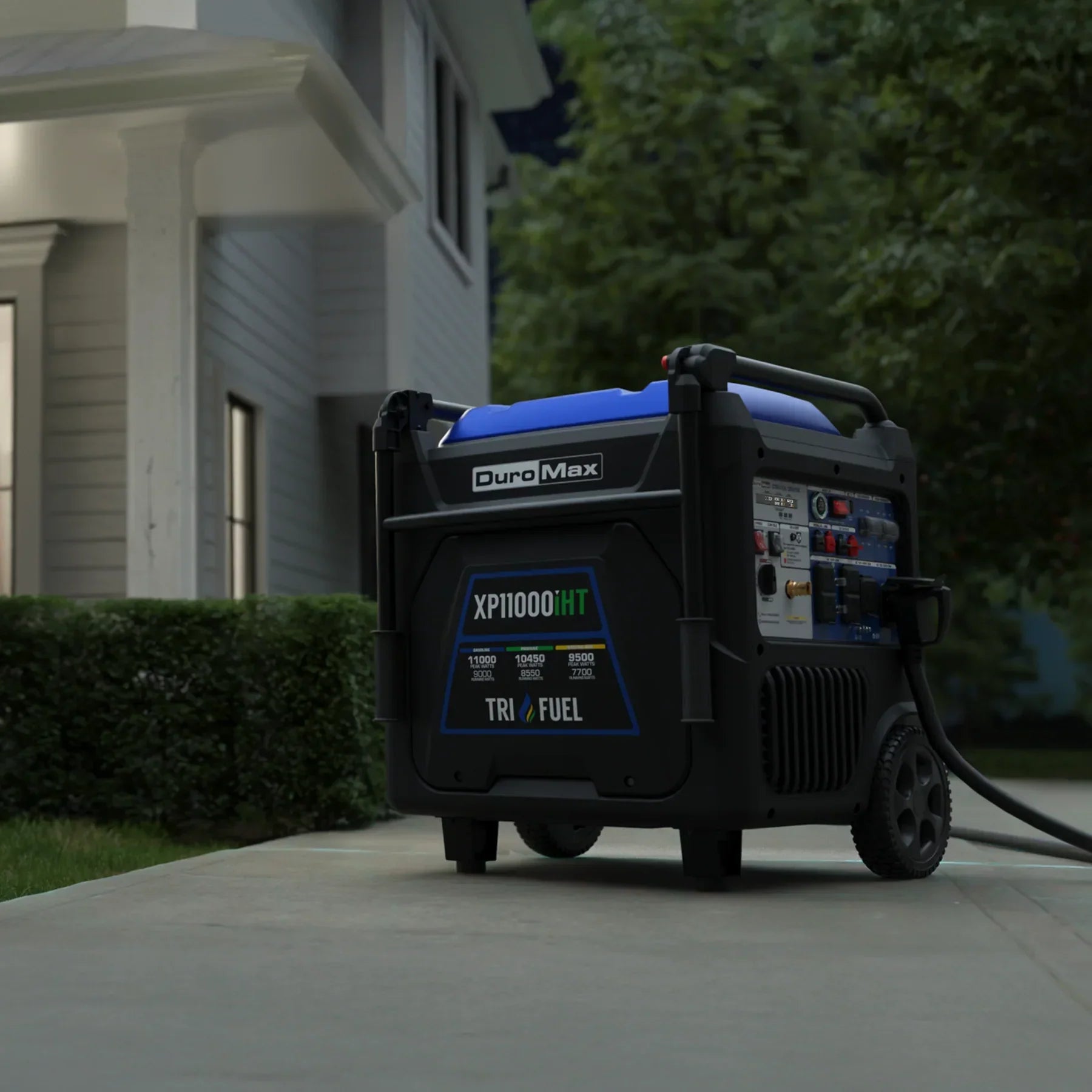 DuroMax XP11000iHT 9000W/11000W Generator Tri-Fuel 50A Gas Propane Natural Gas Inverter Low THD Remote Start CO Alert New